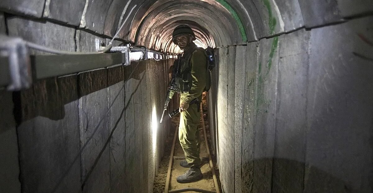 Обнаружен подземный туннель, ведущий в Израиль, двое задержаны
