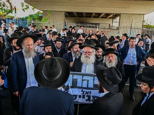 В районе Бней-Брака восстановлено движение по 4-му шоссе после разгона незаконной демонстрации