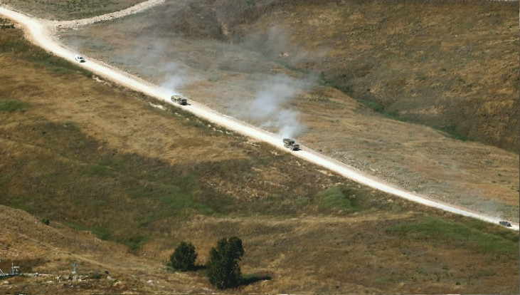 Israeli army strikes Hezbollah militants near Lebanon border