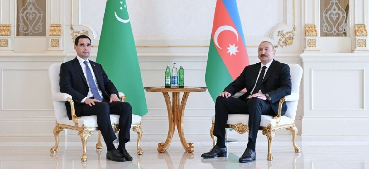 Prezident İlham Əliyevin Türkmənistan Prezidenti ilə təkbətək görüşü olub