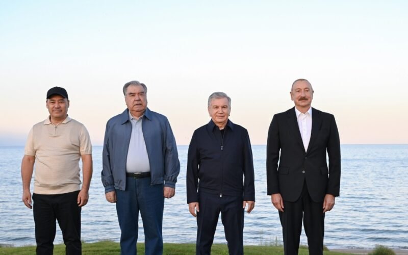 Ilham Aliyev attends Golf Club opening in Kyrgyzstan with counterparts
