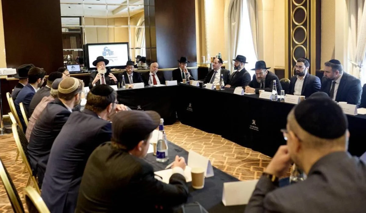 A meeting of rabbis in Moscow