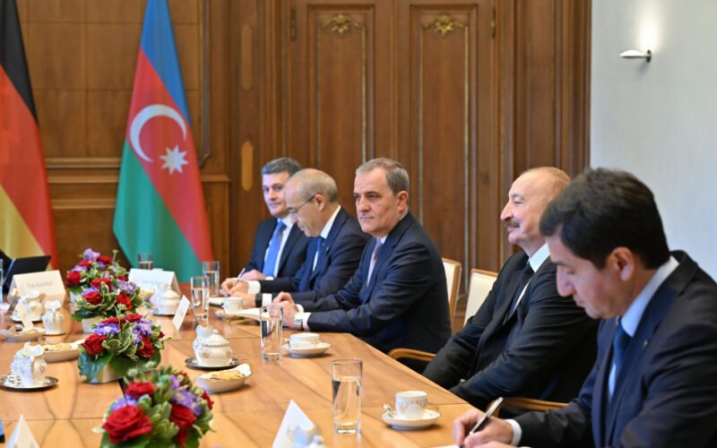 Ilham Aliyev and Frank-Walter Steinmeier during the meeting in Berlin