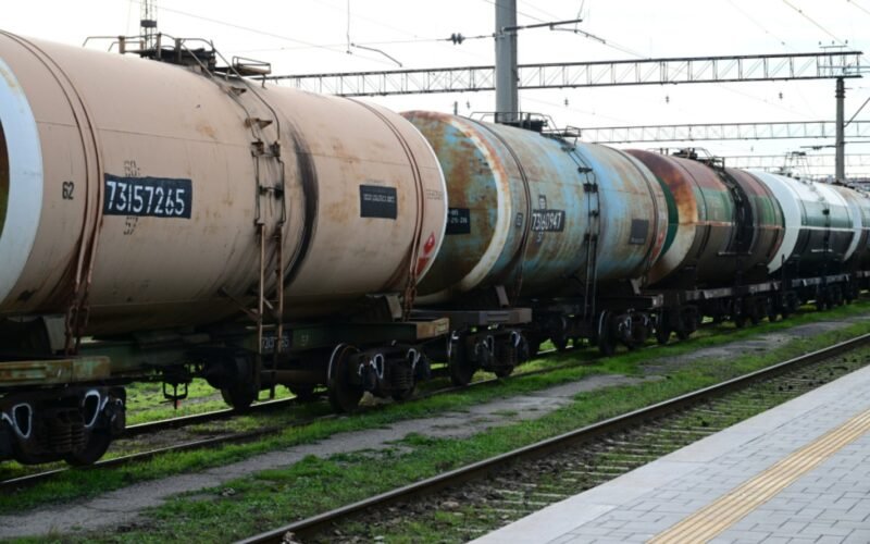 Azerbaijan and Kyrgyzstan agree on petroleum product supplies