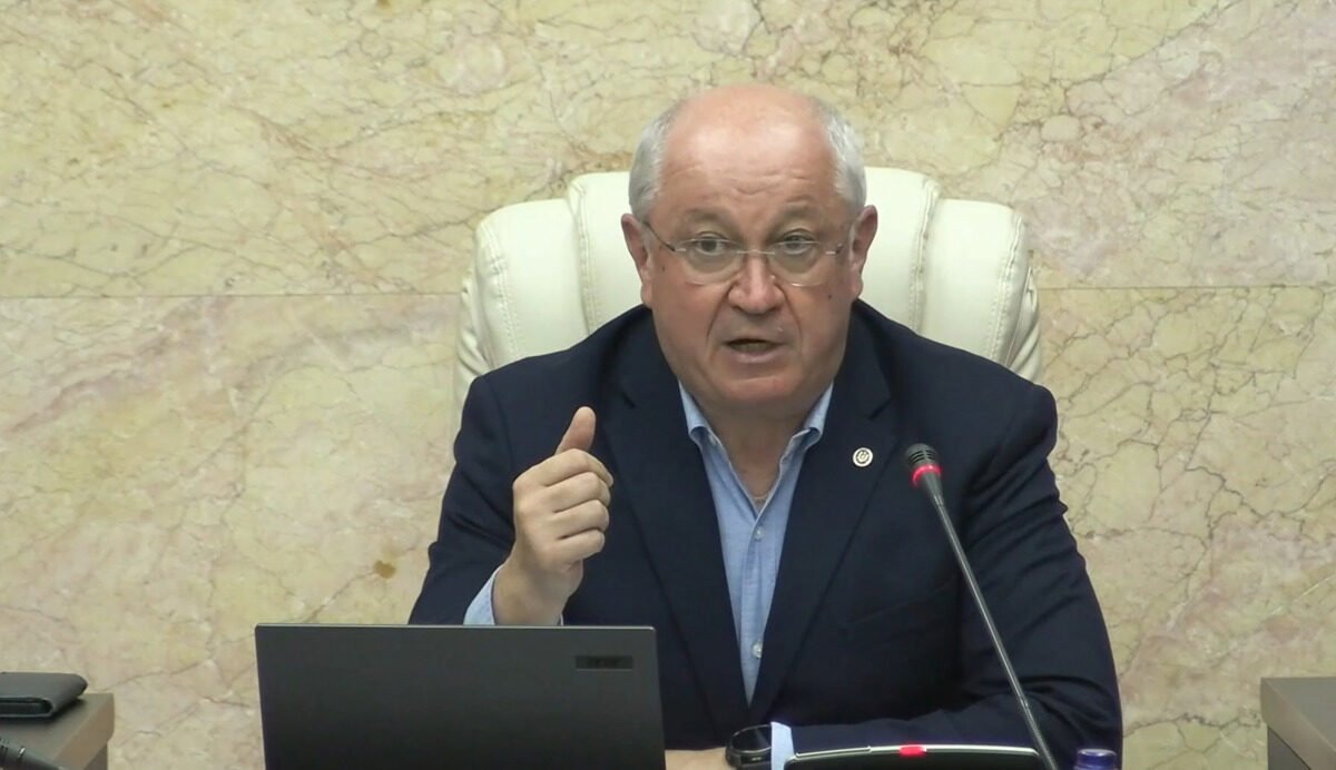 Moldovada gözlənilməz istefa: Baş nazir vəzifəsindən getdi