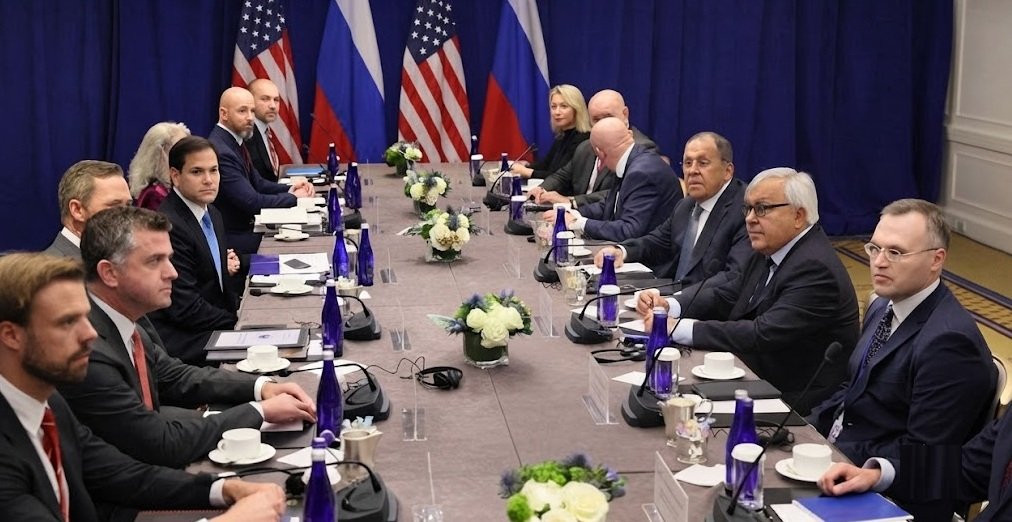 Sergey Lavrov and Marco Rubio meeting in Manila