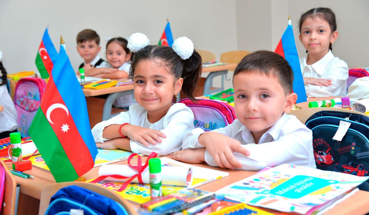 Məktəbəhazırlıq qruplarına qəbul başlayır: Tarixlər açıqlanıb