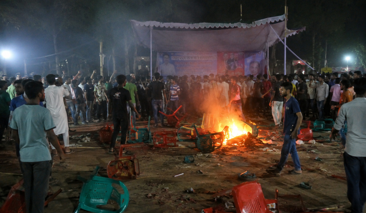 Explosion at Bangladesh rally leaves several injured