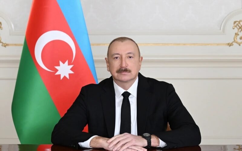 Ильхам Алиев поздравил президента Мальдив