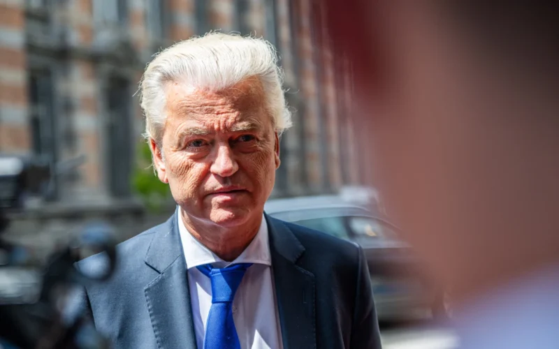 Geert Wilders visits family of Israeli soldier killed in Samaria