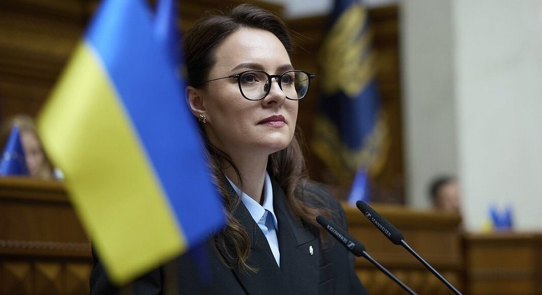 Зеленский отправил правительство в отставку: Украина вступает в новый политический этап