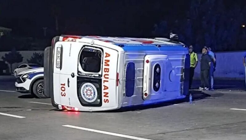 Severe traffic accident in Nakhchivan: Ambulance overturns, leaving several injured