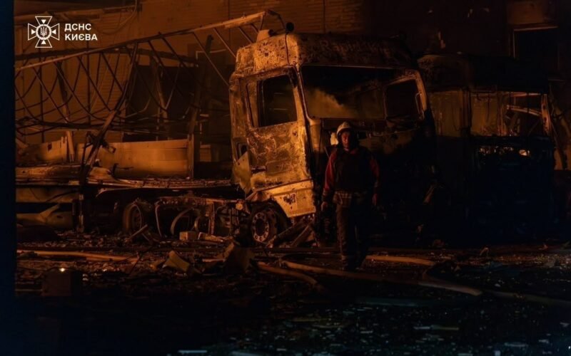 Kiyevin iki rayonuna gecə hücumu: Ölənlər və yaralananlar var