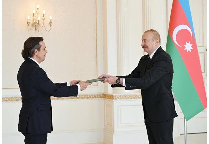 President Ilham Aliyev meeting with foreign ambassadors in Baku.