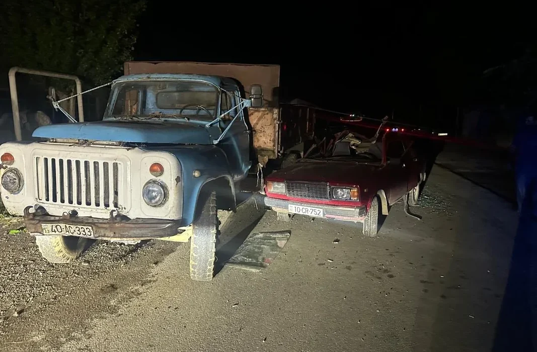 Qubada ağır yol qəzası: Üç nəfər xəstəxanaya yerləşdirilib