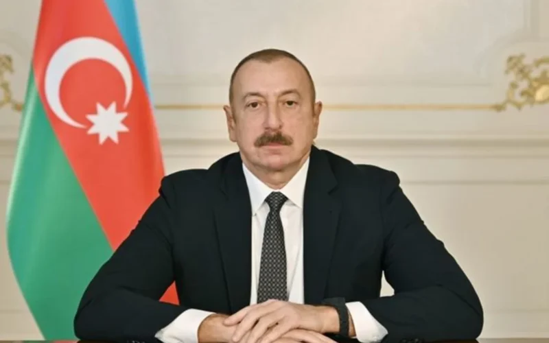 Ильхам Алиев поздравил египетского коллегу Абдель Фаттаха ас-Сиси