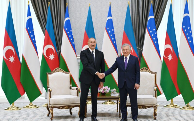 Azerbaijani President Ilham Aliyev and Uzbek President Shavkat Mirziyoyev during their meeting