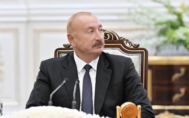 Azərbaycan və Özbəkistan prezidentləri Daşkənddə görüş zamanı