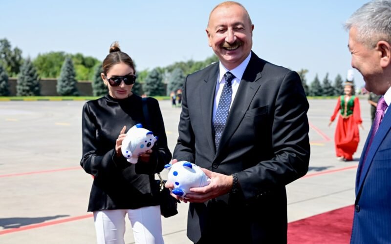 Welcoming ceremony of President Ilham Aliyev and First Lady Mehriban Aliyeva in Kyrgyzstan.