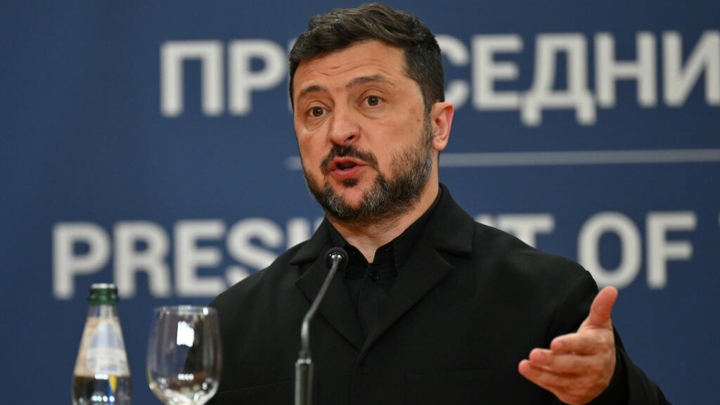 Volodimir Zelenski və Aleksandr Vuçiç Belqradda mətbuat konfransında