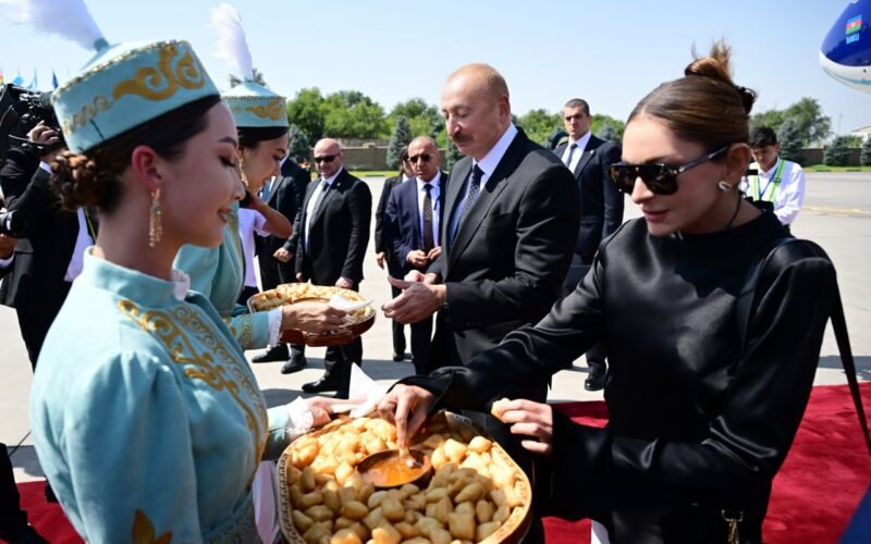 Welcoming ceremony of President Ilham Aliyev and First Lady Mehriban Aliyeva in Kyrgyzstan.