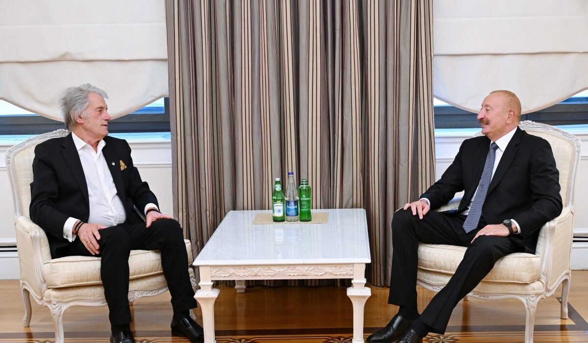 President of Azerbaijan Ilham Aliyev and former President of Ukraine Viktor Yushchenko during a meeting in Baku