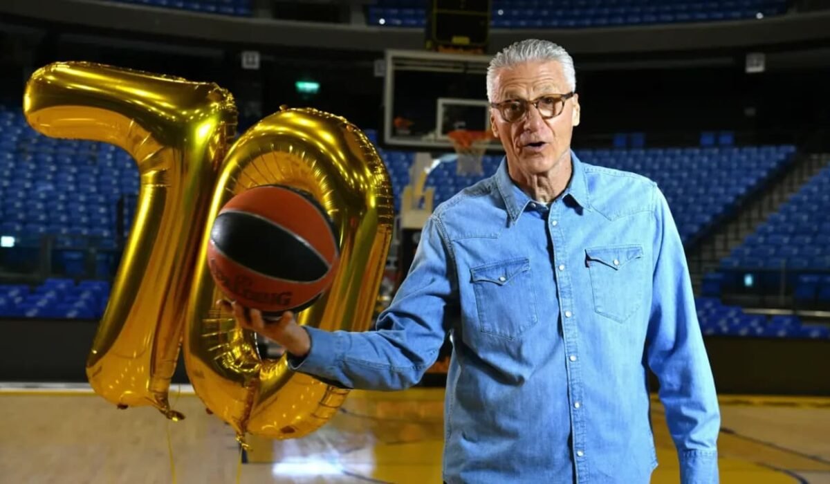Miki Berkovich at his 70th birthday celebration