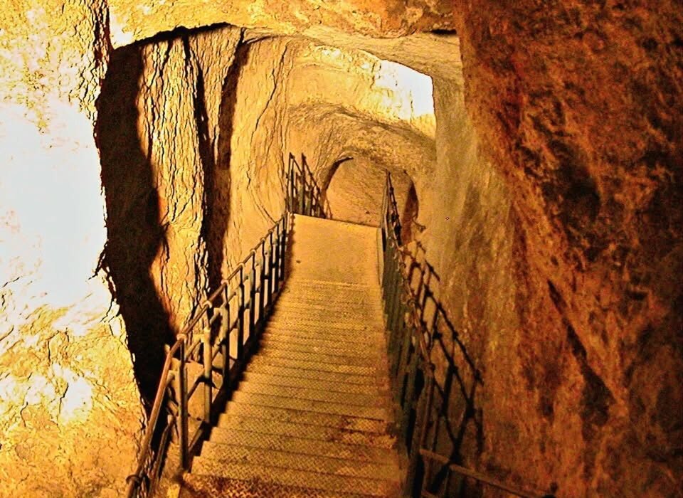 Subterranean stone passage of Warren's Shaft in ancient Jerusalem