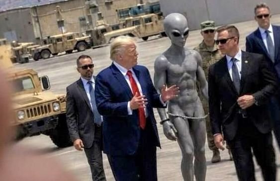 Illustration or photo related to Donald Trump and UFO declassification