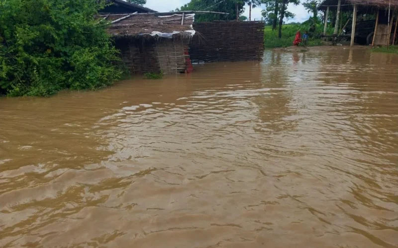Floods in Nepal: 9 dead, more than 400 people missing