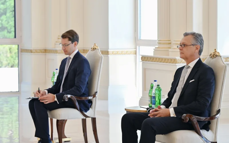 Президент Ильхам Алиев принимает верительные грамоты нового посла Германии Дирка Лёльке