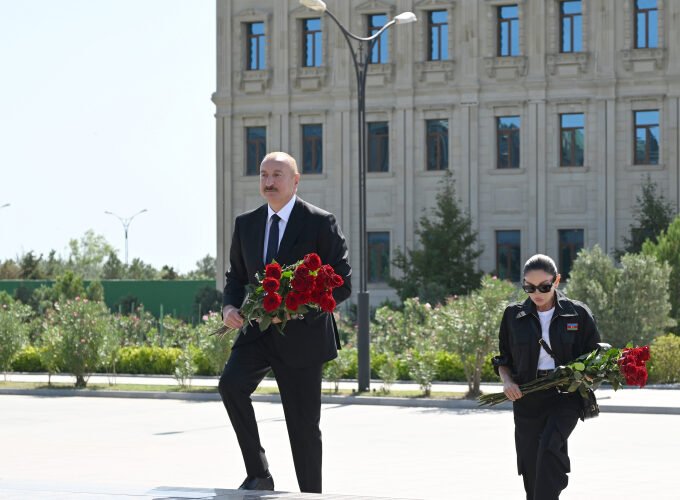 President Ilham Aliyev and First Lady Mehriban Aliyeva during their visit to the Naval Forces